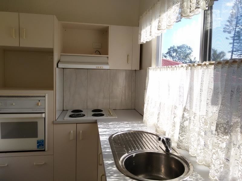 297 Berserker Street, Berserker QLD 4701